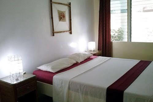 Whispering Palms Island Resort Bacolod Exterior foto