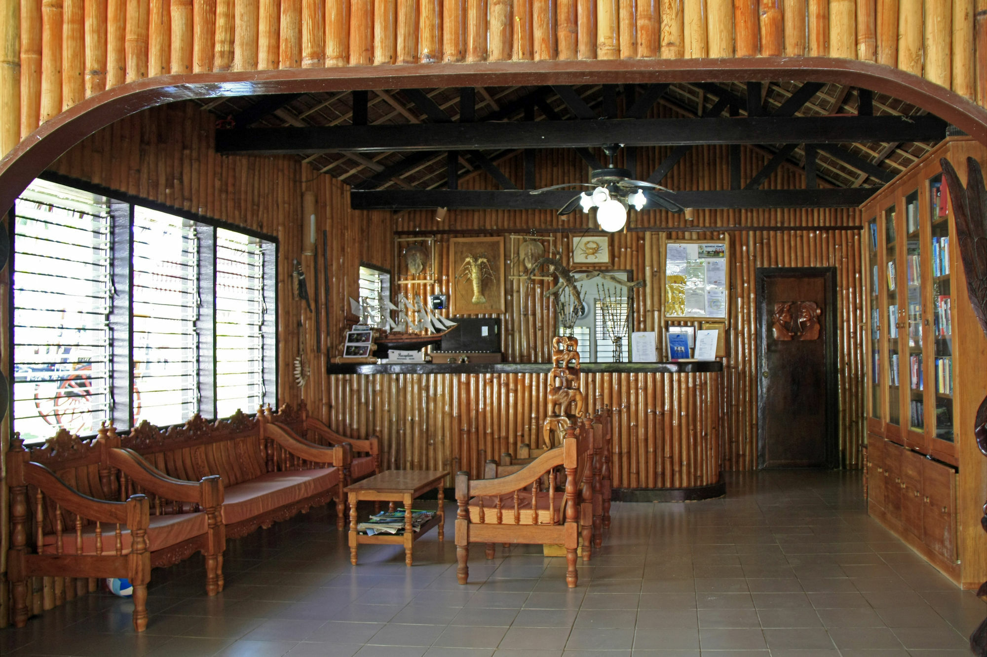 Whispering Palms Island Resort Bacolod Exterior foto
